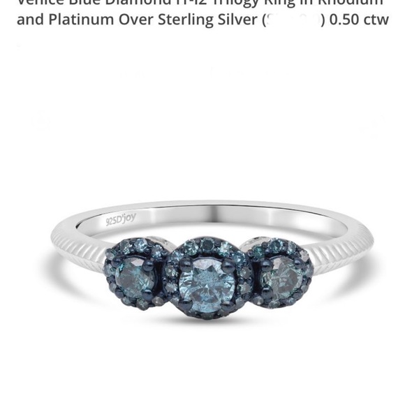 Genuine Blue Diamond trilogy Ring - Picture 7 of 9